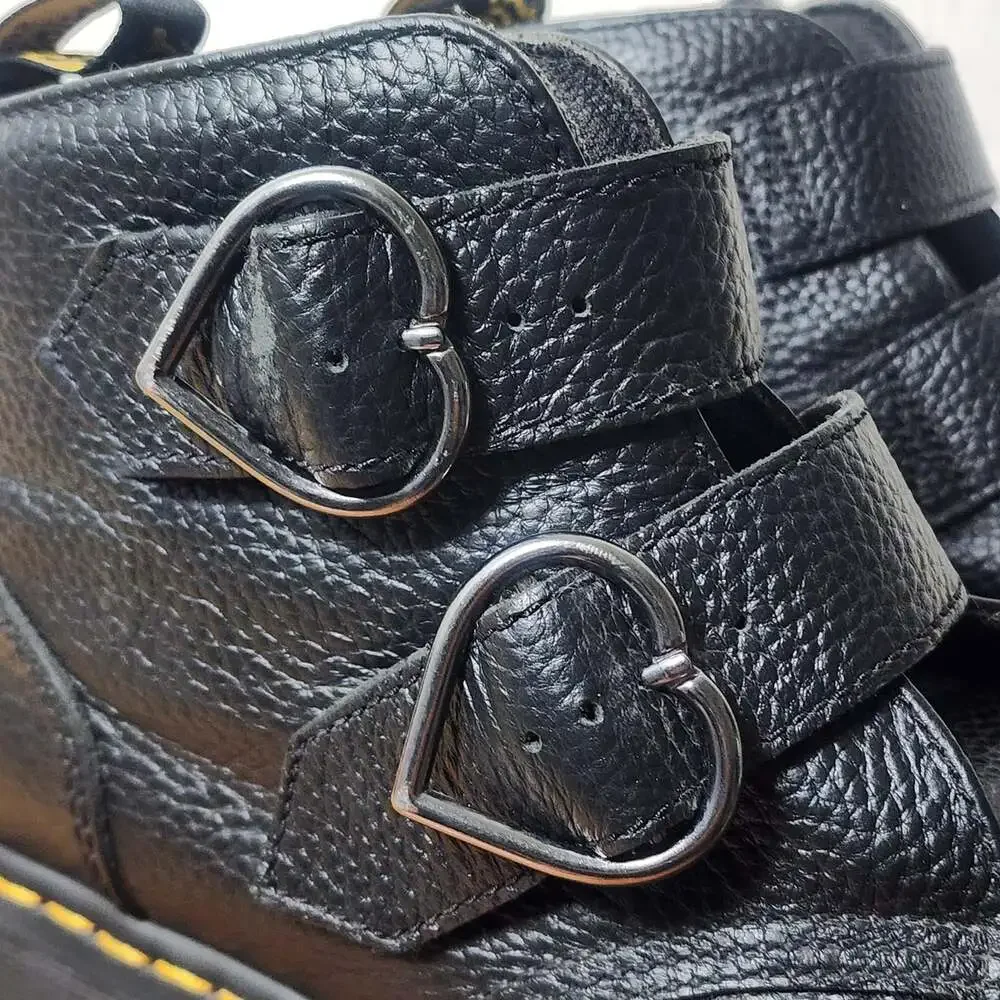 Dr. Martens Devon Heart Platform Boots Womens Size 11 Black Leather Ankle
